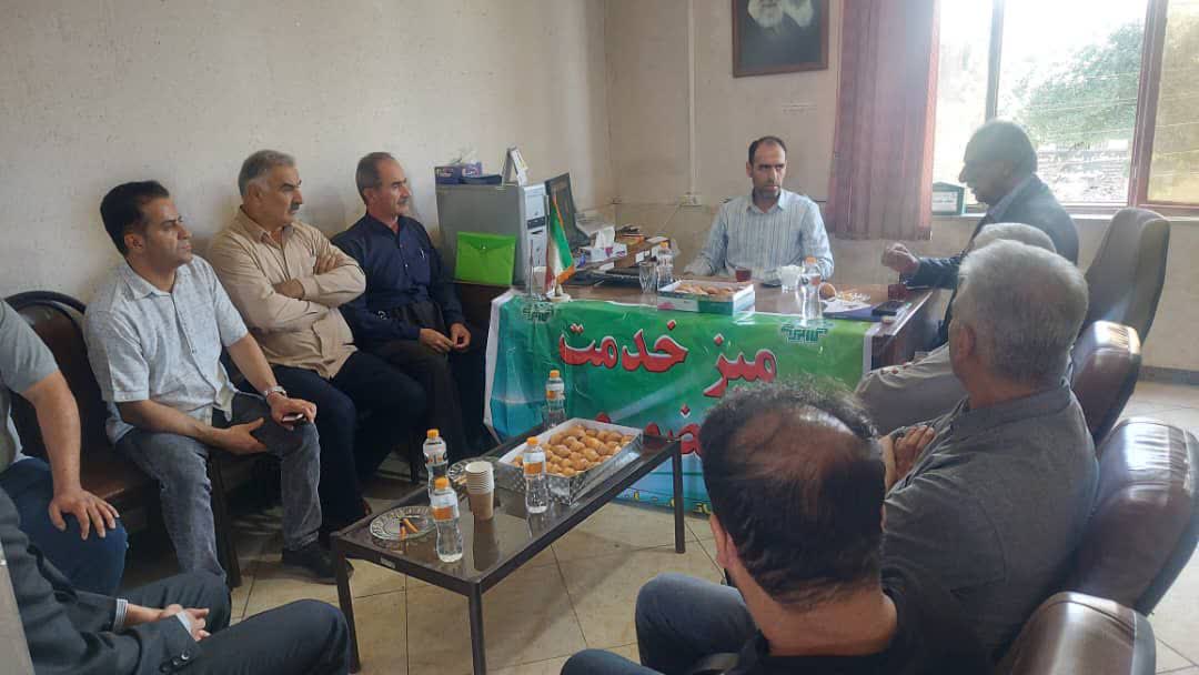 برگزاری میز خدمت در محل اتحادیه های صنفی